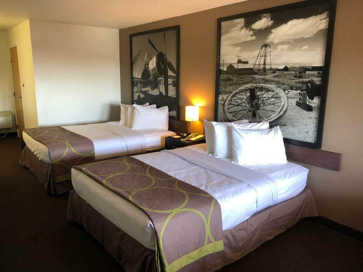 Super 8 By Wyndham Fernley