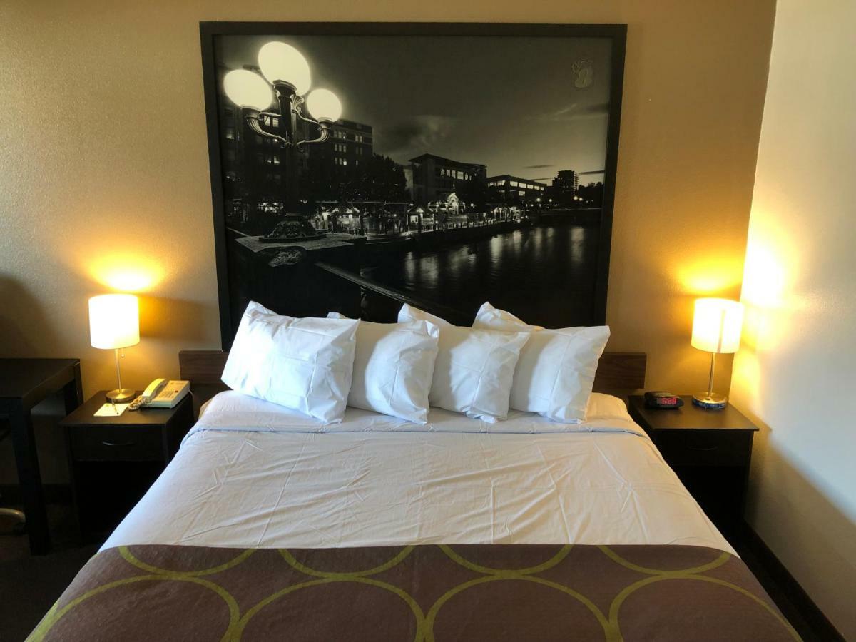 Hotel Super 8 By Wyndham